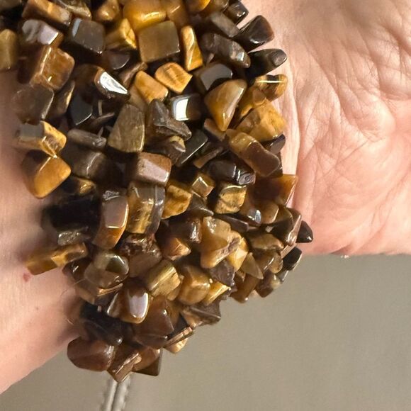 Set of Tigereye Chip Long Necklace & Matching Stretch bracelet. - Picture 7 of 7